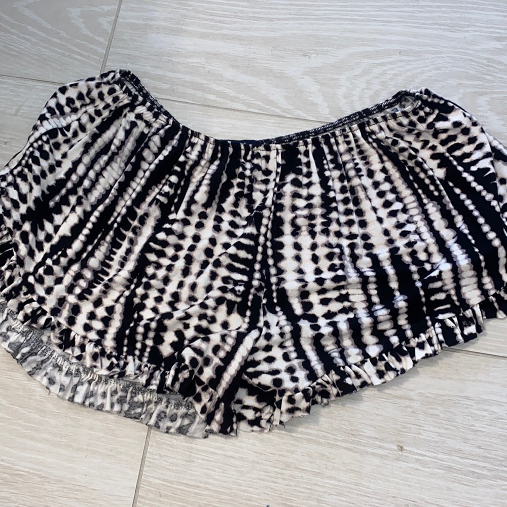 black & White shorts